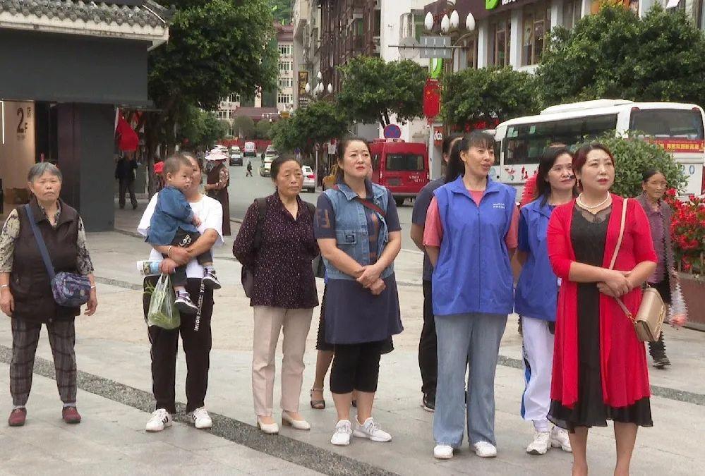 【上海疫情增加了多少人感染/上海疫情人数统计】