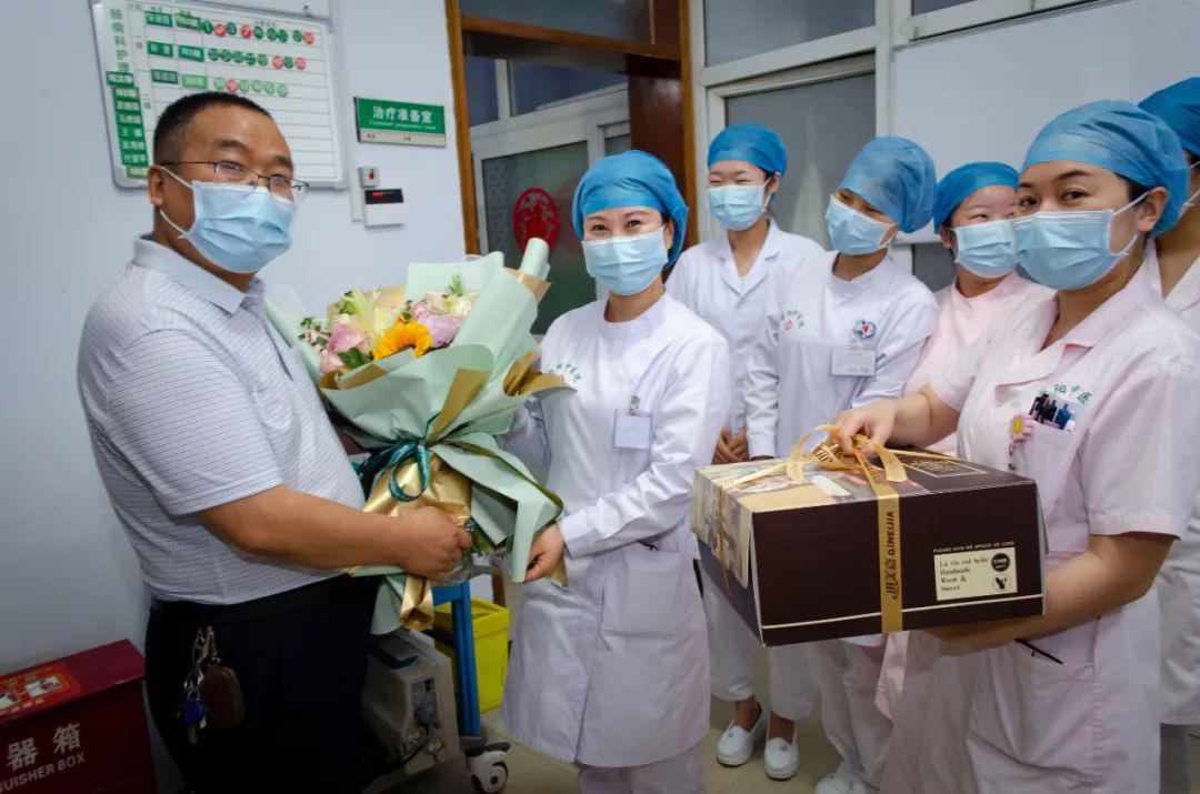 2020疫情死了多少医护士/疫情死亡的医护人员有多少