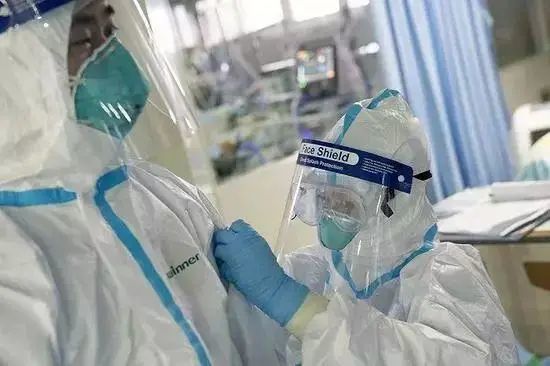 【武汉疫情医护人员死了多少人,武汉疫情医务人员死了多少】
