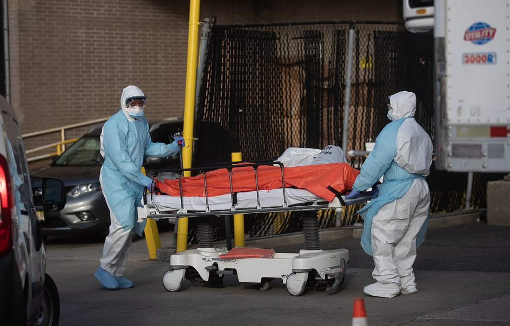 美国新冠疫情死亡的是哪些人:美国新冠疫情死了好多人