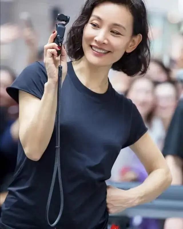 中国疫情与美国疫情比较/中国疫情和美国疫情对比新闻报道 中国疫情与美国疫情比较/中国疫情和美国疫情对比新闻报道